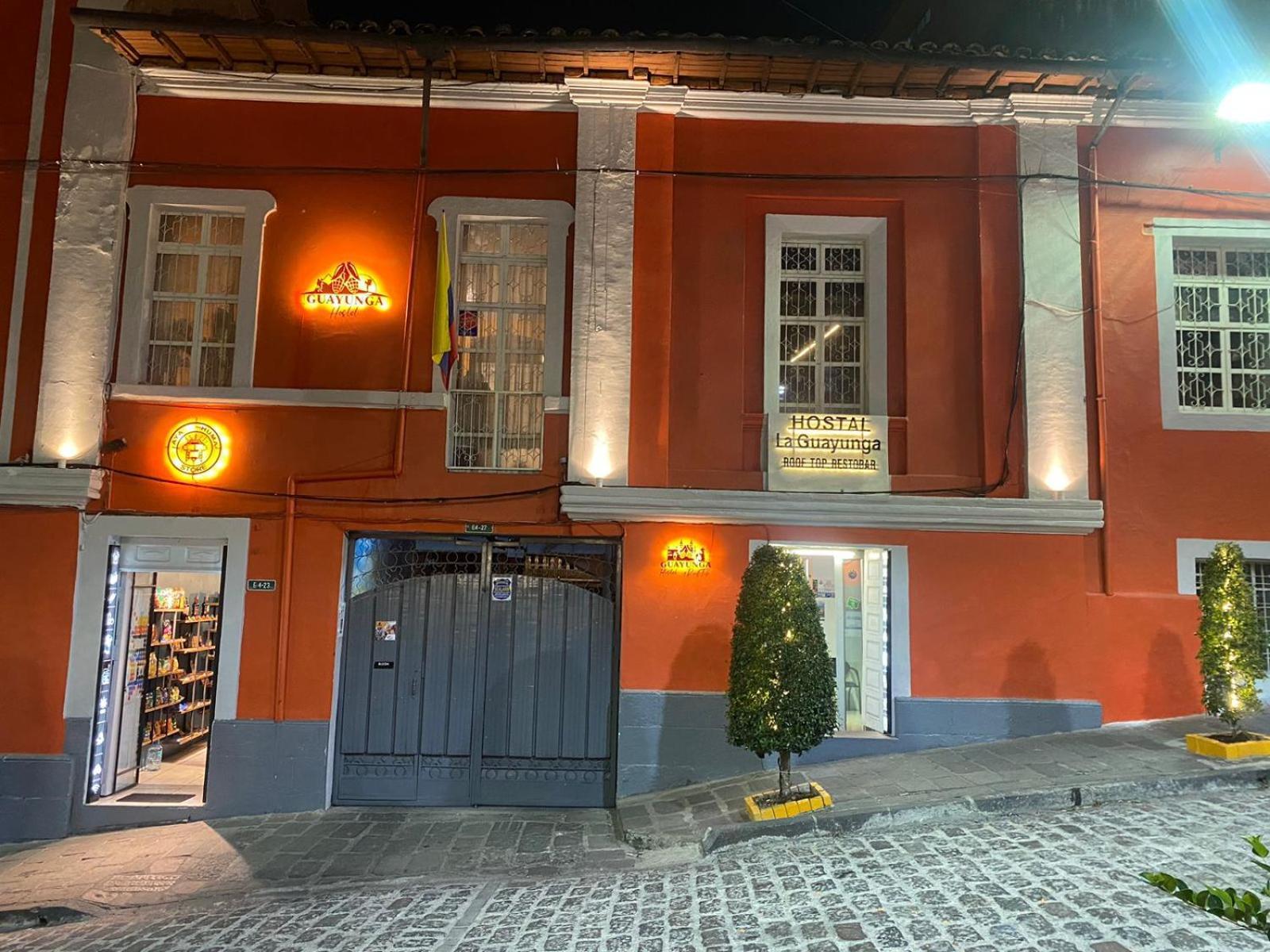 Hostal La Guayunga Rooftop Quito Exterior photo